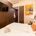 Hotel Center