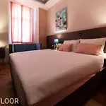 Center 3*