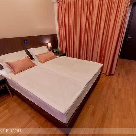 Hotell Center